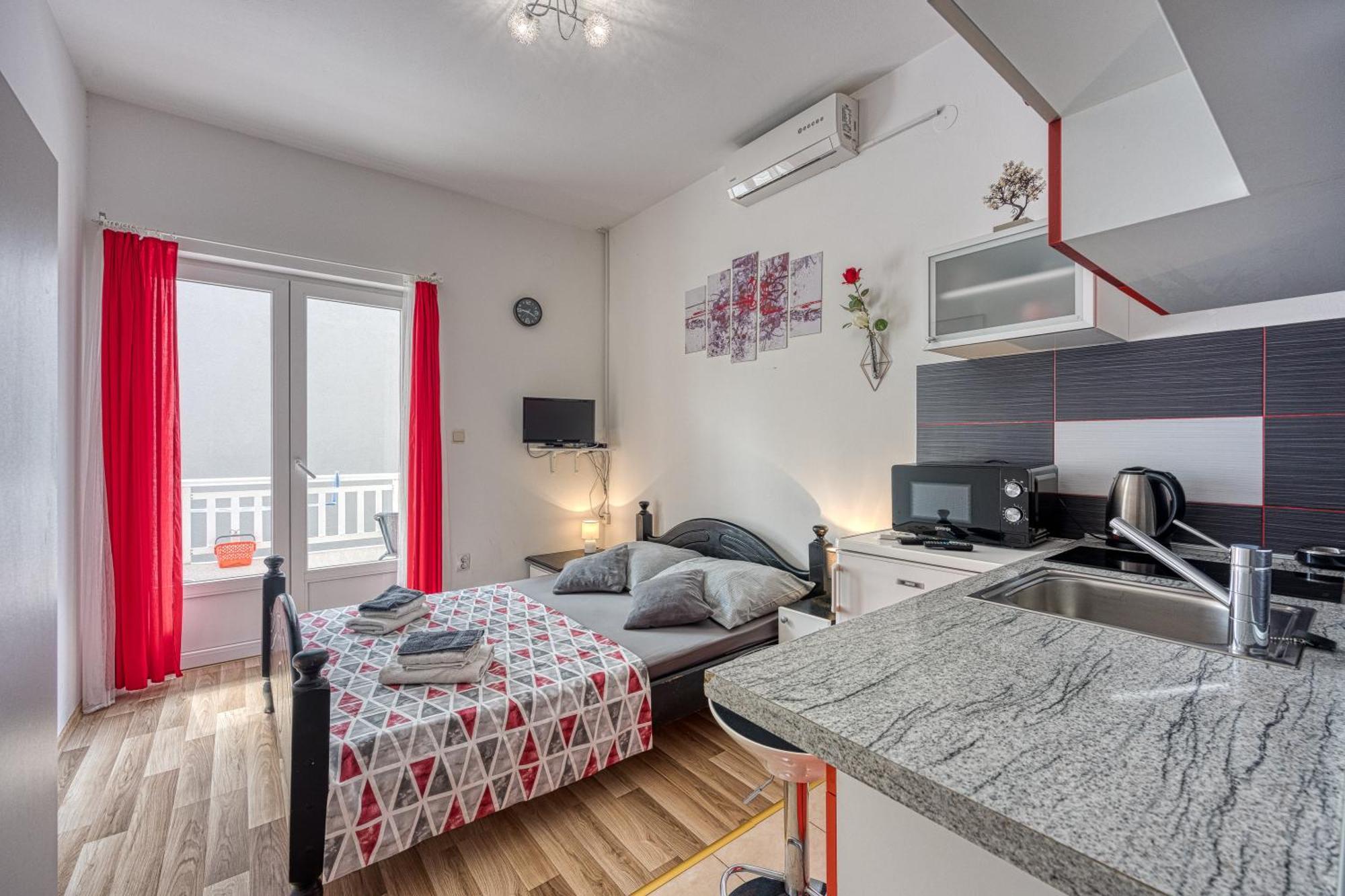 Studio Apartmani Ivanda Makarska Exteriör bild