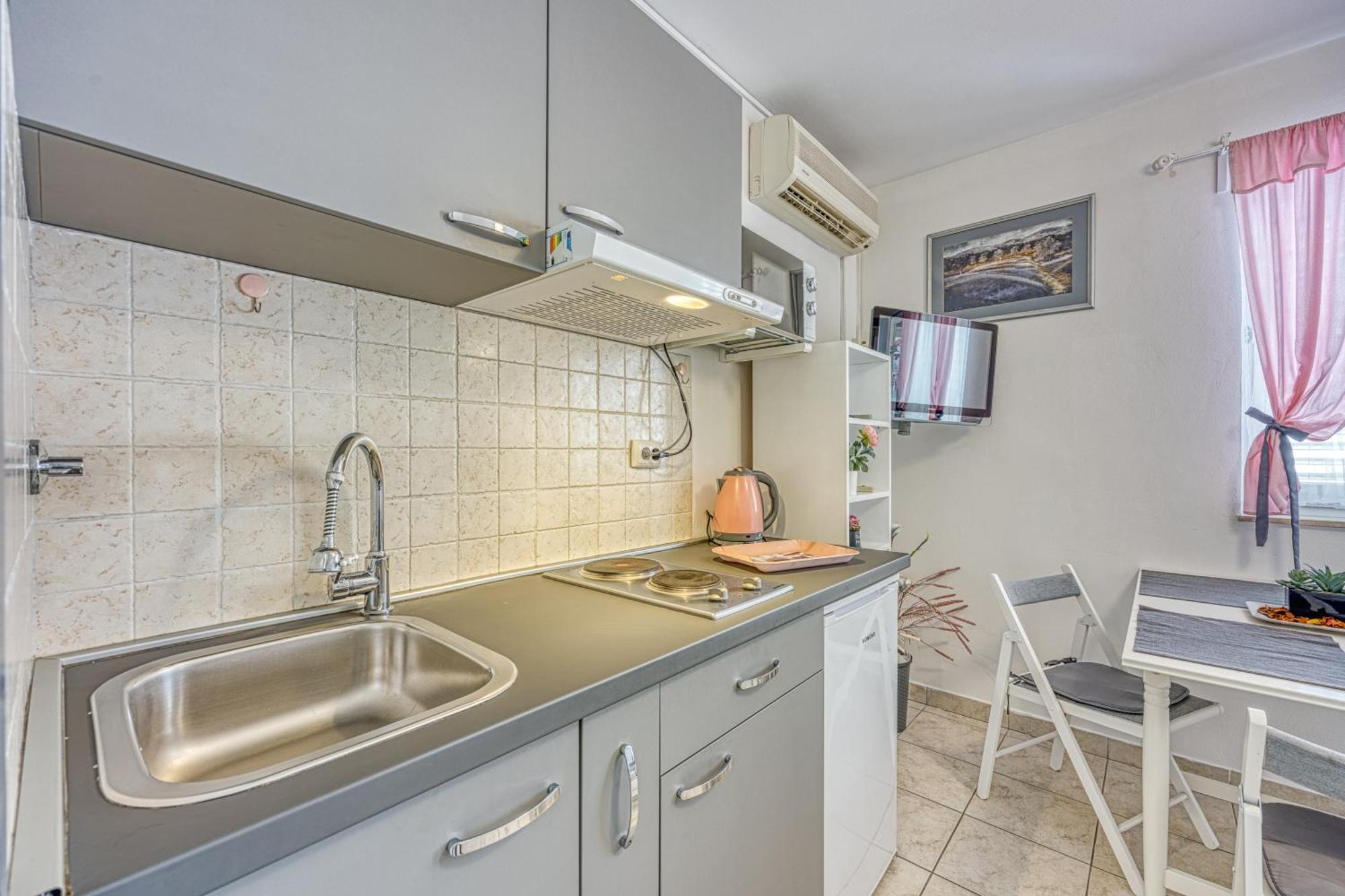 Studio Apartmani Ivanda Makarska Exteriör bild