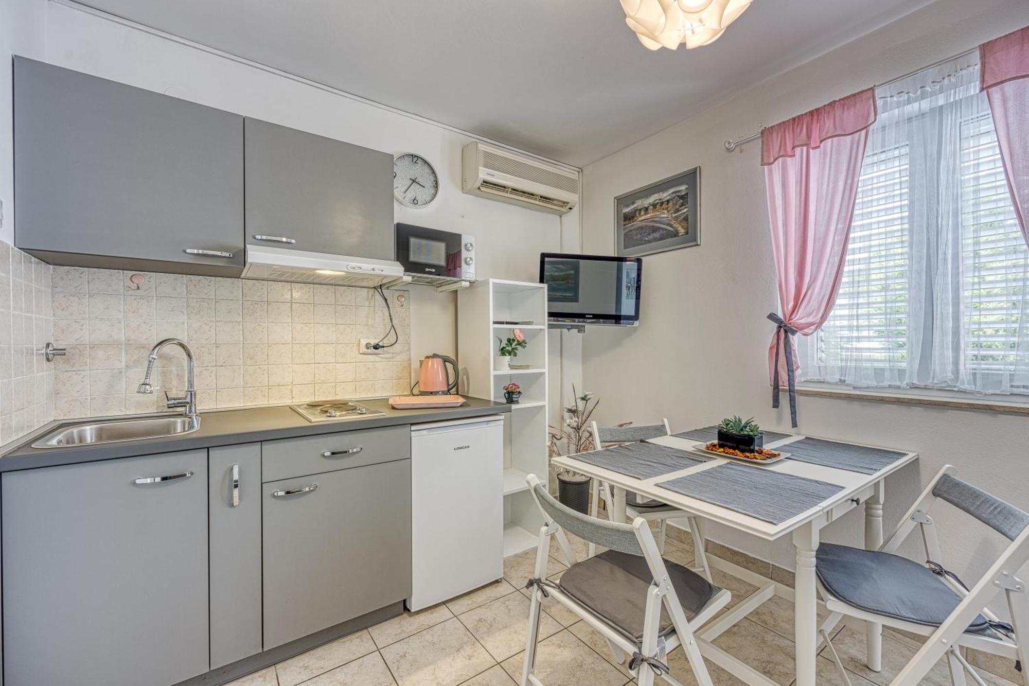 Studio Apartmani Ivanda Makarska Exteriör bild