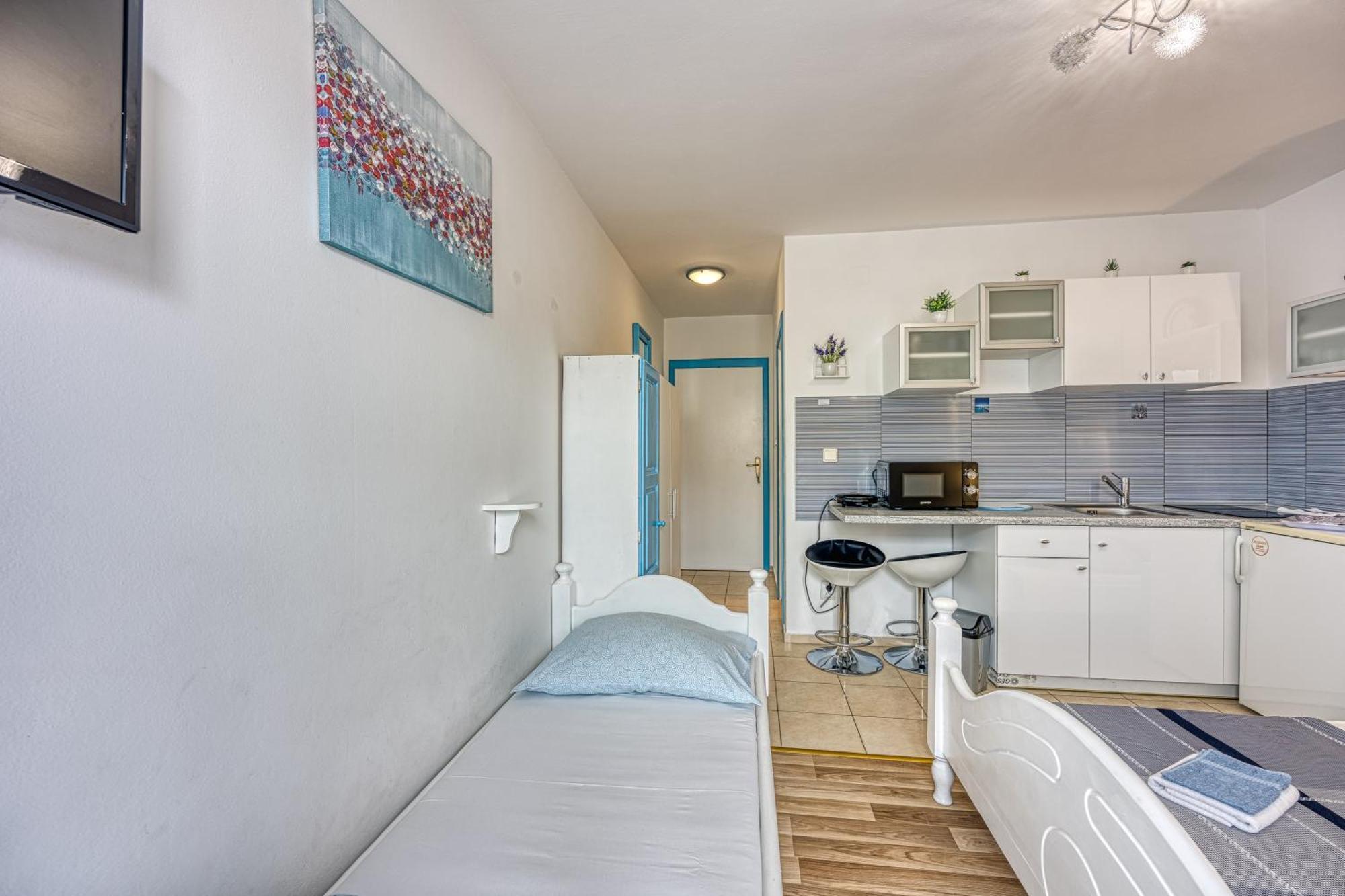 Studio Apartmani Ivanda Makarska Exteriör bild