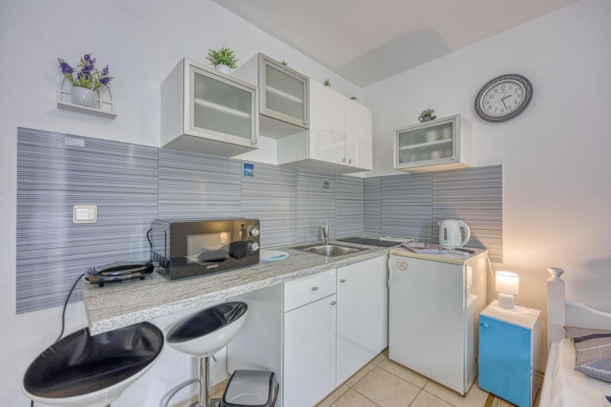 Studio Apartmani Ivanda Makarska Exteriör bild